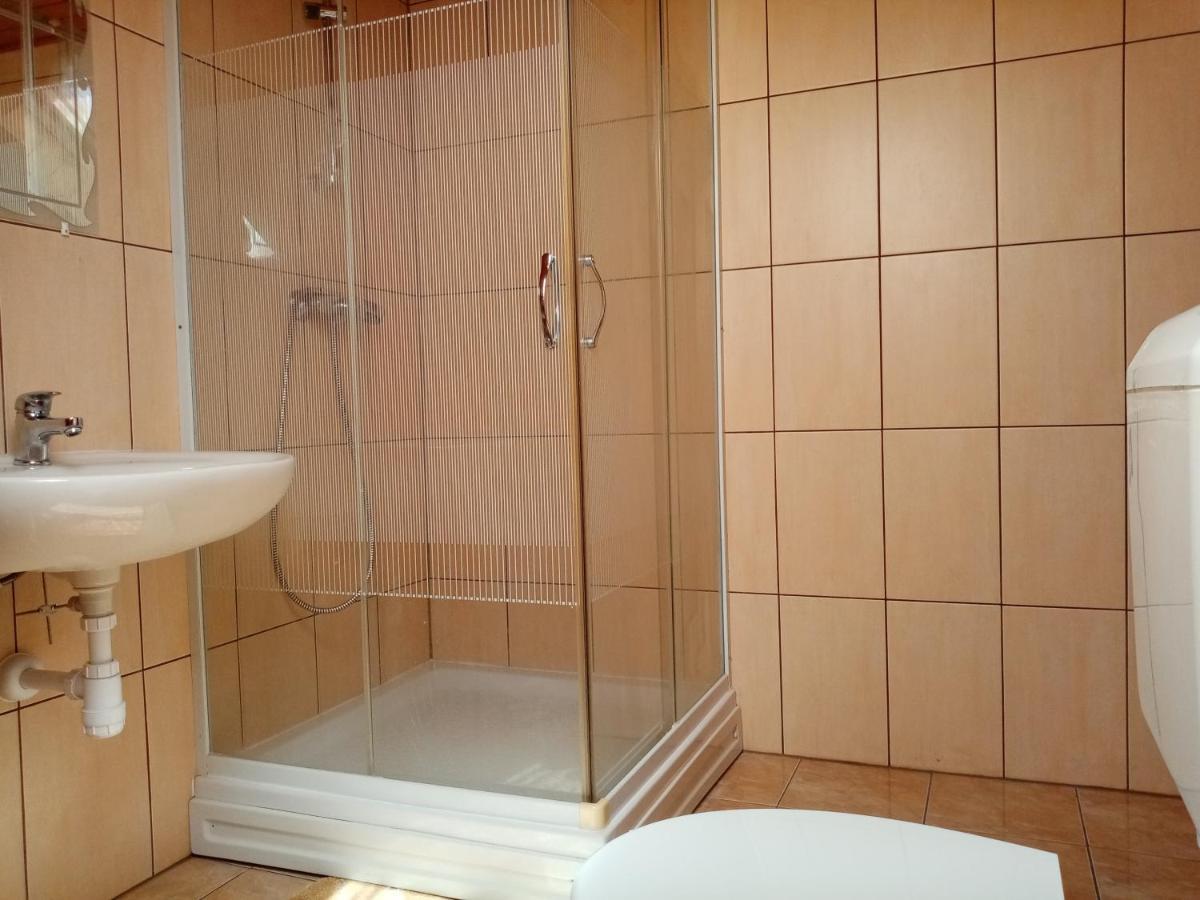 Jazmin-Szieszta Apartmanhaz Balatonfuered Ngoại thất bức ảnh
