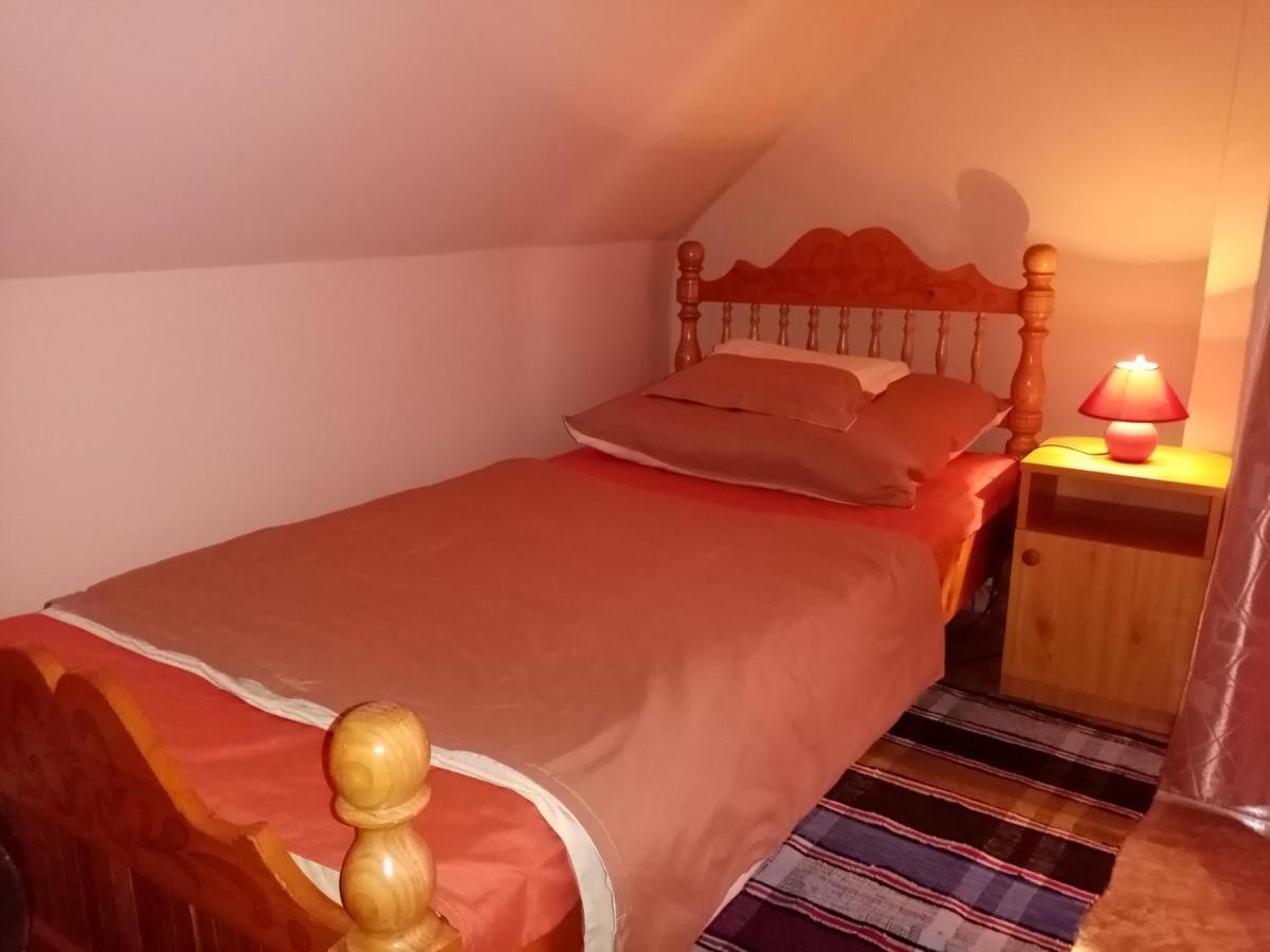 Jazmin-Szieszta Apartmanhaz Balatonfuered Ngoại thất bức ảnh