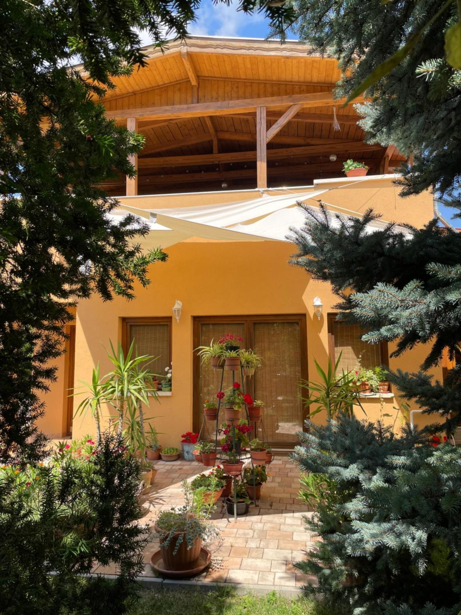 Jazmin-Szieszta Apartmanhaz Balatonfuered Ngoại thất bức ảnh